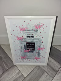 Image 2 of PINK SPLASH BOTTLE FASHION PRINT 