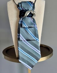 Image 2 of Liza in Love