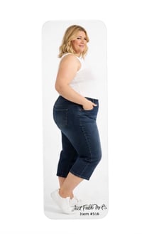 Image 5 of New 4X (28W/40W) Terra & Sky Elastic Waist Denim Jeans #516*1.10