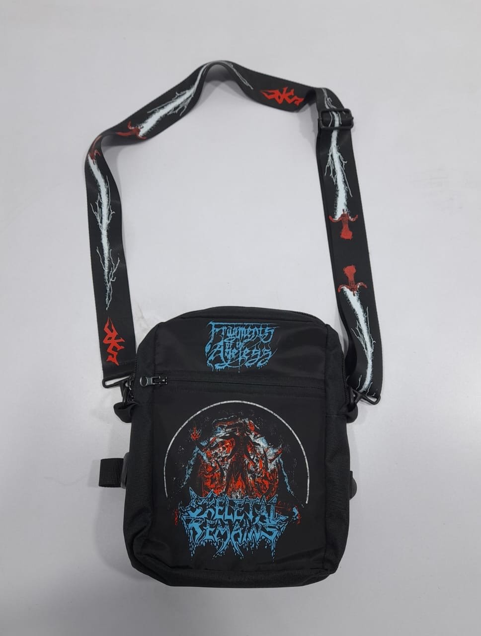 the bones バッグ FOTA Sidebag | Skeletal Remains
