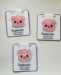 Image 2 of Piggy Magentic Bookmarks