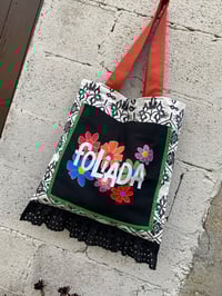 Image 1 of Bolsiña feita a man. Foliadaflores. Deseño exclusivo!