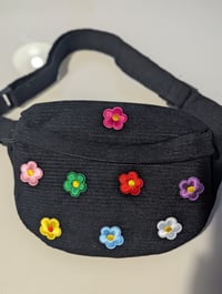Image 2 of Sac banane petites fleurs multicolores 