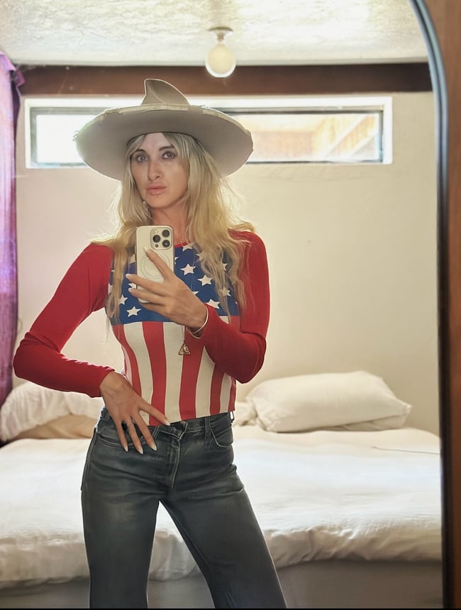 early 1970s Americana long sleeve tee