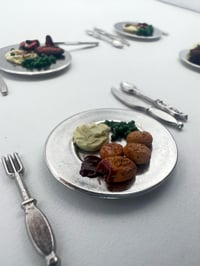 Image 5 of miniature 1:12 scale dinner plate set of 4