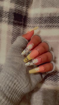 Image 3 of Nails - Long (Yellow Flowers)