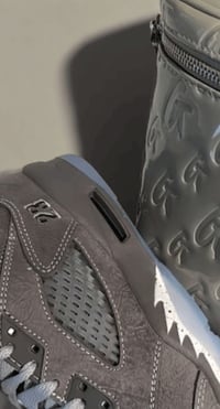 Neutral gray sneaker + handbag set