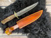 Image 1 of Damascus knife with walnut handle 