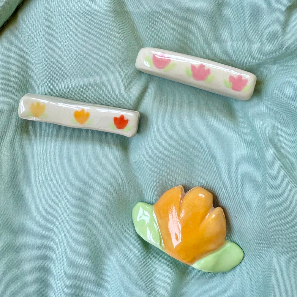 image of instax picture stands