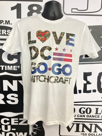 Image of LOVE DC GOGO CAMO & JEAN White Tshirt