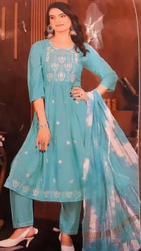 Image 1 of Runa_Soft Rayon Kurtha Set (Naira Cut)_D#0006