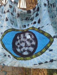 Image 3 of Wanderlust - Velvet oversized tote bag Blue dye