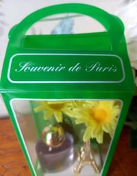 Image 4 of Souvenir de Paris Champs Elysees Parfum 24 ml Eiffel Tower Souvenir in gift box