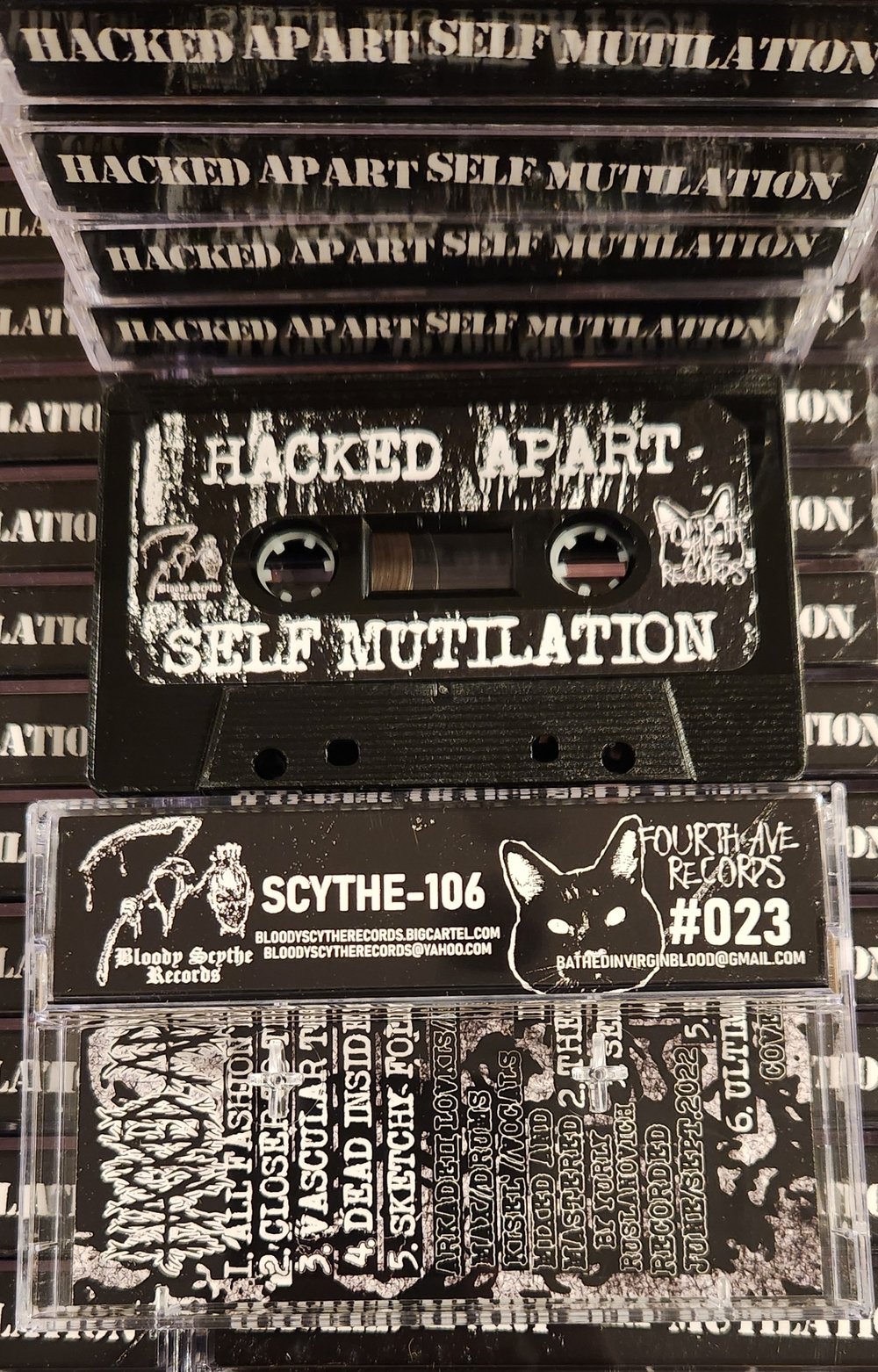 HACKED APART / SELF MUTILATION split Cassette (Scythe - 106)