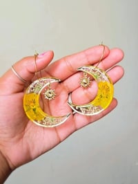 Sunburst Moons 