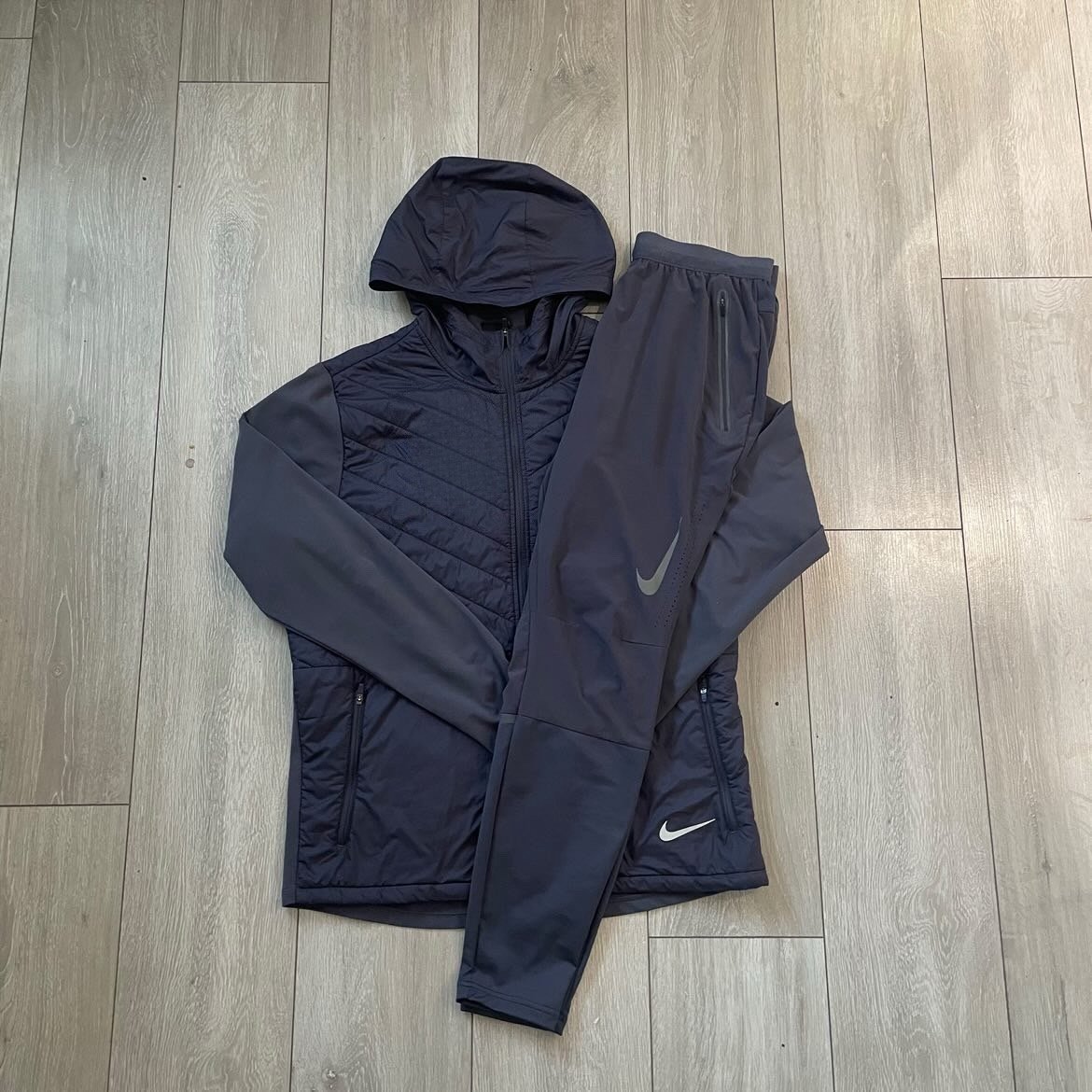 Men's aerolayer hooded outlet running jacket