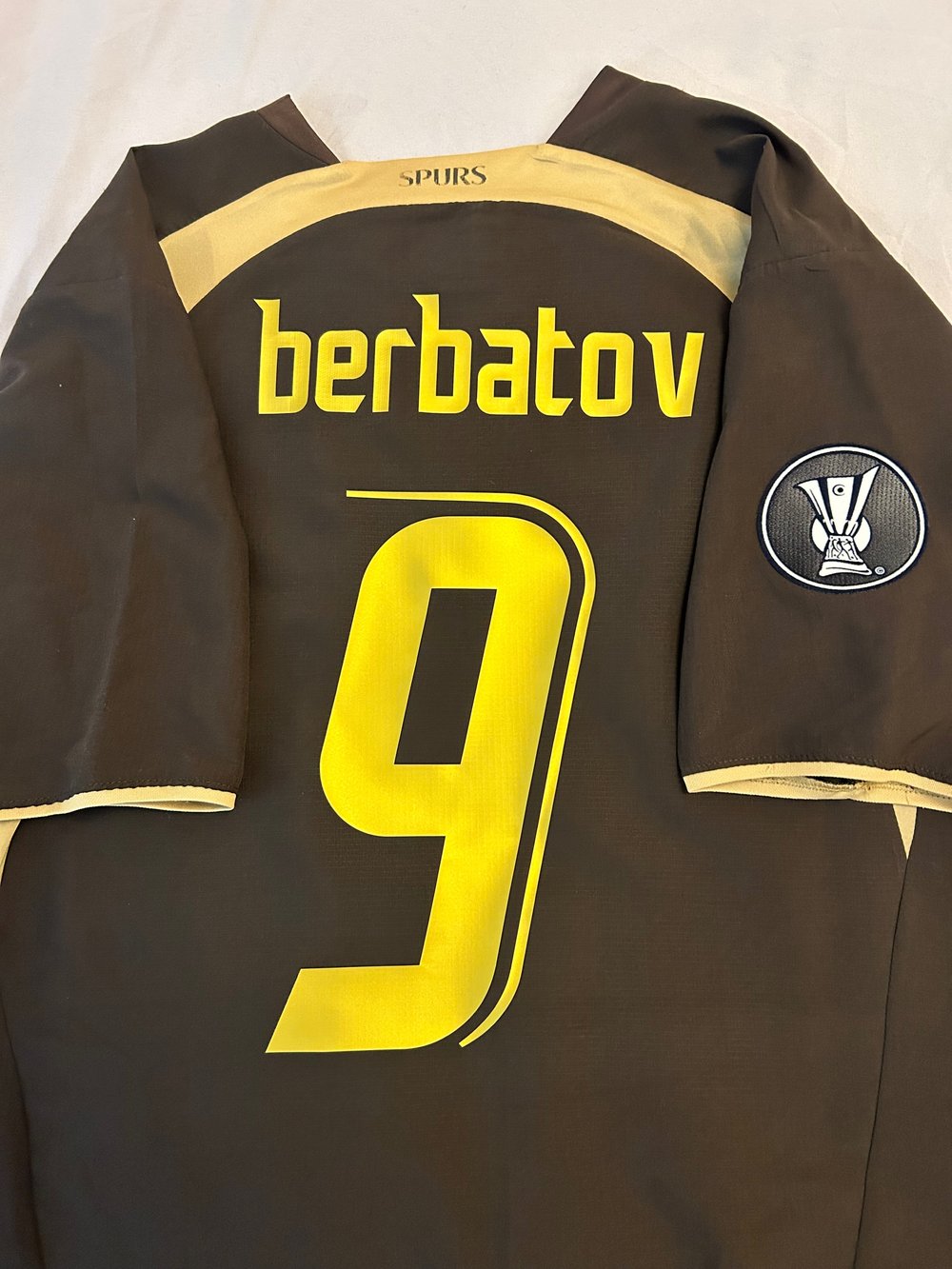 Image of Tottenham Hotspur “BERBATOV 9” 2006/07 Third Shirt + UEFA Cup patch (M)