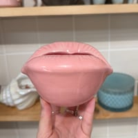 Image 2 of champagne pop scented lip candle