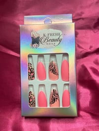 Image 1 of Nails - Medium (Pink)