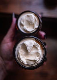 Image 12 of Velour Fig & Praline Tallow Creme