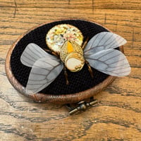 Image 3 of Jewellery bee  (a, 2x2.5 inches) 