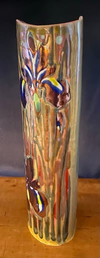 Image 2 of “Iris” reduction lustre vase
