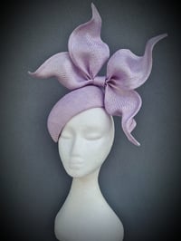 Image 2 of Parisisal 'Bowie' in Light Lavender 