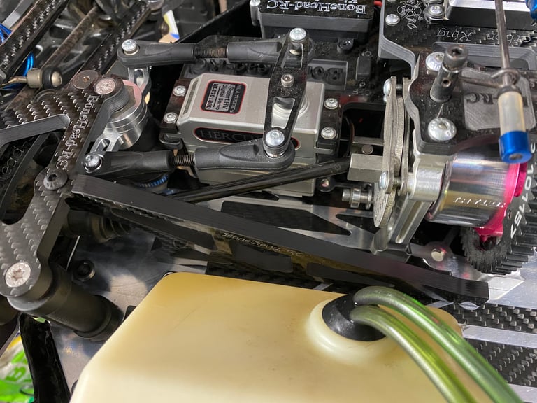 BoneHead RC upgraded carbon Losi 5ive t 2.0 5b front chassis brace Image 2