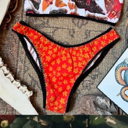 Image of RTS-S-Flower Bud bottoms
