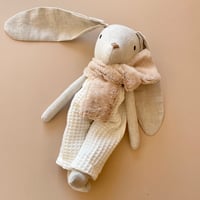 Image 1 of LAPIN PETIT MODÈLE ÉCHARPE FOURRURE 