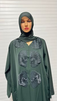 Image 15 of 3D flower Open Abaya 