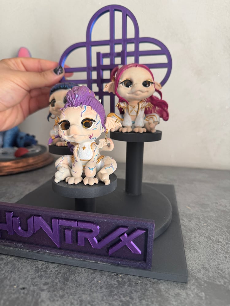 Image of HUNTRIX KPOP DEMON HUNTERS DRAGON VERSION PRE ORDER OCTOBER