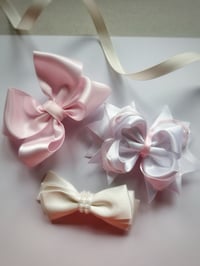 Image 1 of Pink and Pearl Hair Bow Set