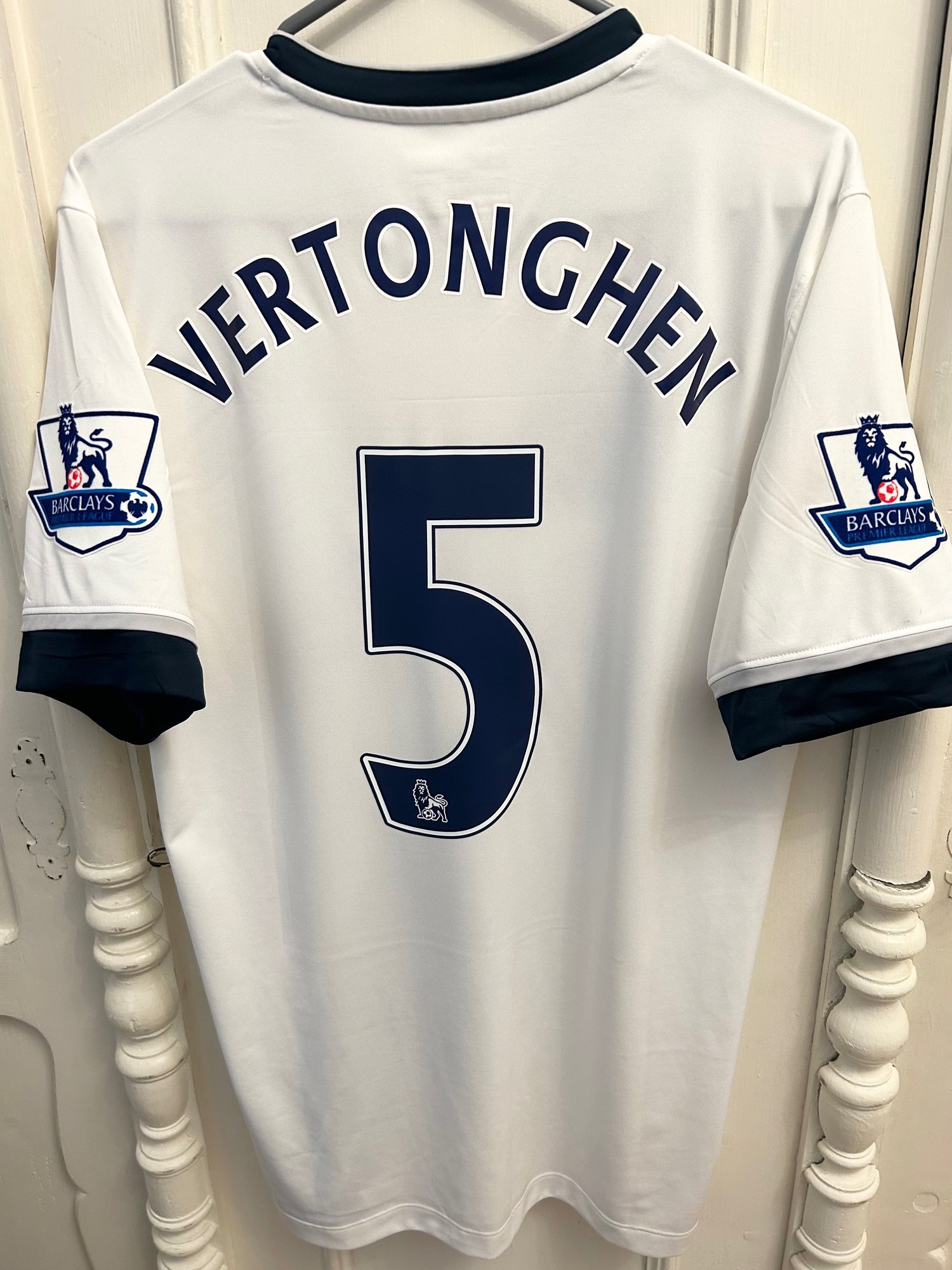 Image of Tottenham Hotspur “VERTONGHEN 5” 2015/16 Home Shirt + PL patches (M)