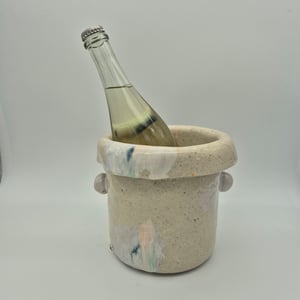 Image of WINE COOLER SAMPLE 4