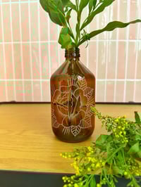 Image 1 of Vase/Flasche klassische Rose 