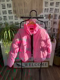 Image 1 of Pink puff 