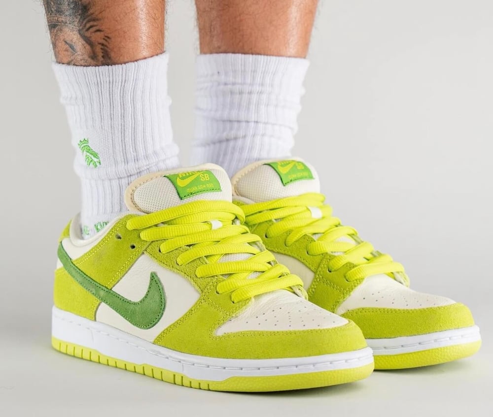 SB Dunk Low Green Apple