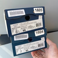 Image 2 of  2 sizes available 