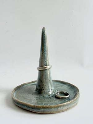 Image of Ring holders with dish 