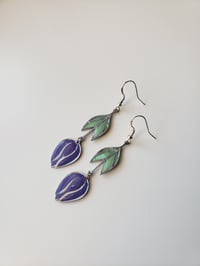 Tulip Dangle Earrings (purple&silver)