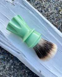 Image 4 of Retro Mint