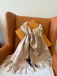 Image 18 of LV Cashmere Scarf