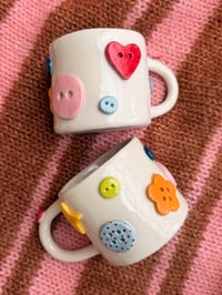 Image 3 of Button mug 