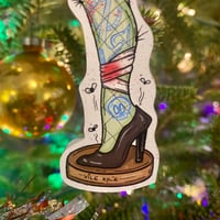 Image 2 of Fra-Gee-Lay Ornament 