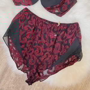 Image of Size 36D/34DD- Oscar de la Renta Vintage 2 Pc Set