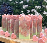 Image 3 of ROSE MINT TO BE MINE.  Oatmeal  Rose Gold Soap / Jabón de Avena 