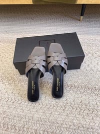 Image 4 of Y leather sandals (many colors)