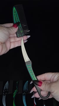 Image 5 of Karambit Combs 