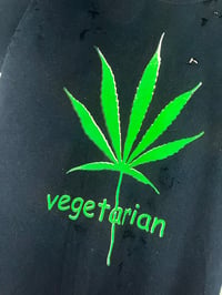 Image 2 of VEGETARIAN T-SHIRT - 4